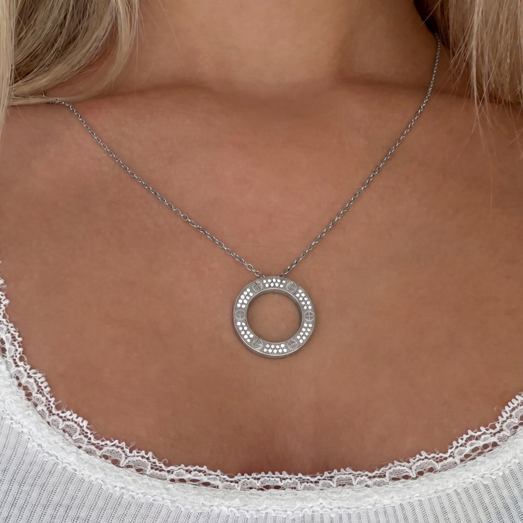 Linked Babe Necklace