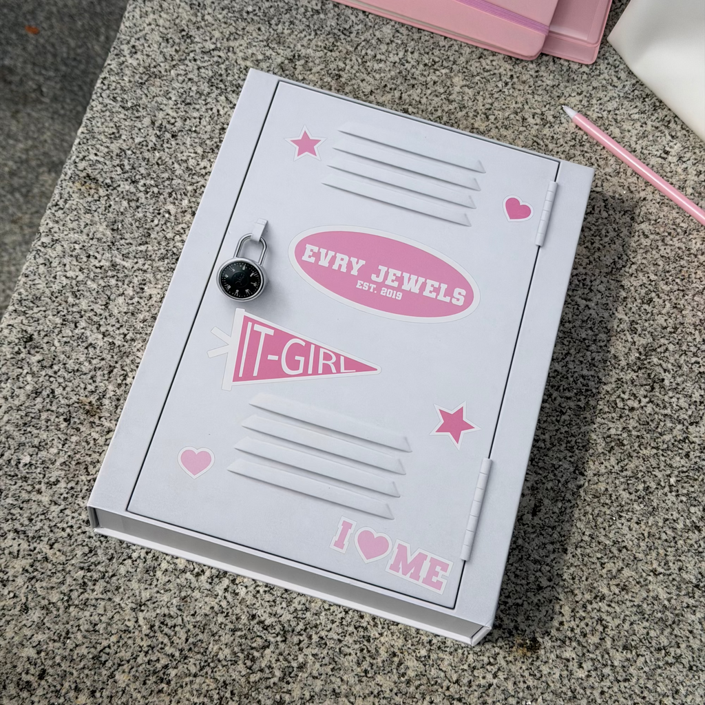 Pretty & Smart Back to School Box-PREORDER